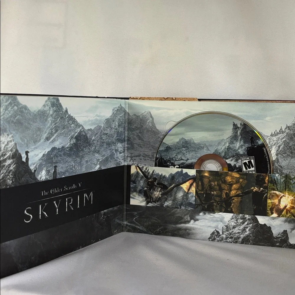 THE ELDER SCROLLS ANTHROLOGY COLLECTOR’S COMPLETE SET FOR PC - PRE-OWNED